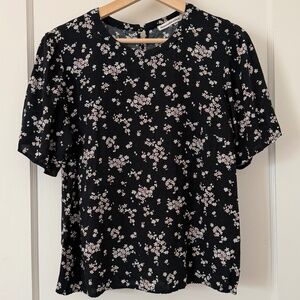 Abercrombie & Fitch Black Floral Short Sleeve Button Back Top Size M - Boxy Crop